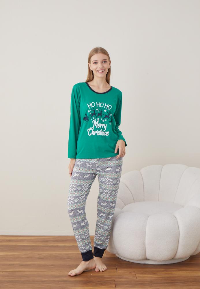 Pijama Dama Craciun " HO HO HO" ,maneca lunga ,pantaloni lungi,Engros